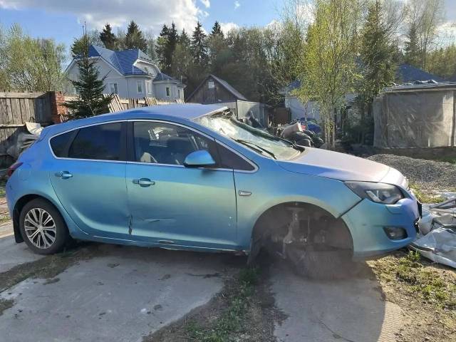 Opel Astra, 2011 года, 115 лс, 250000 км - Изображение 3
