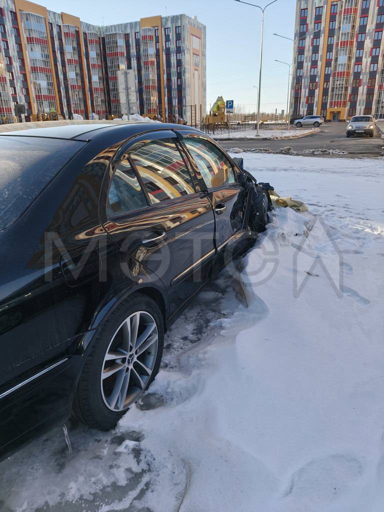 Mercedes-Benz E-Класс, 2006 года, 231 лс, полный привод, АКПП - Изображение 1