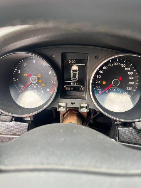 Volkswagen Golf, 2011 года, 105 лс, 450000 км - Изображение 5