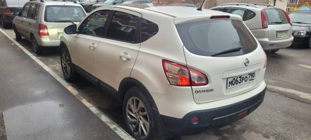 Nissan Qashqai, 2010 года, 141 лс, 220000 км, полный привод, АКПП - Изображение 3