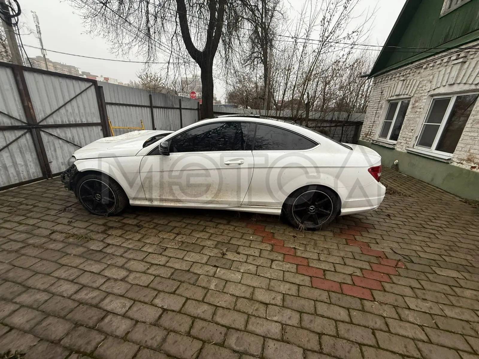 Mercedes-Benz C-Класс, 2012 года, 150 лс, 169000 км, АКПП - Изображение 1