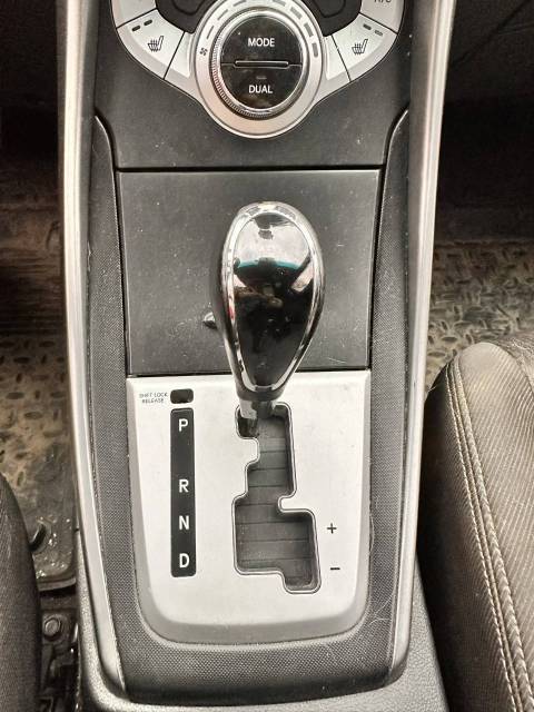 Hyundai Avante, 2011 года, 140 лс, 203000 км, АКПП - Изображение 6