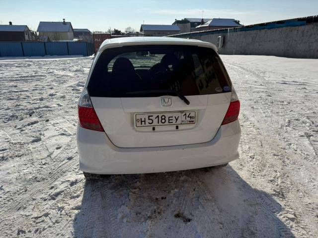 Honda Fit, 2002 года, 86 лс, 322000 км, АКПП - Изображение 2