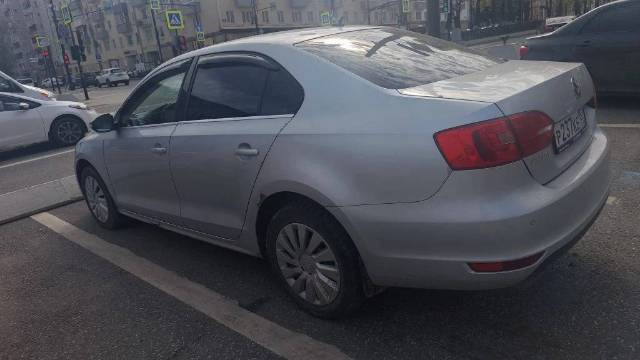 Volkswagen Jetta, 2013 года, 122 лс, 181327 км - Изображение 3