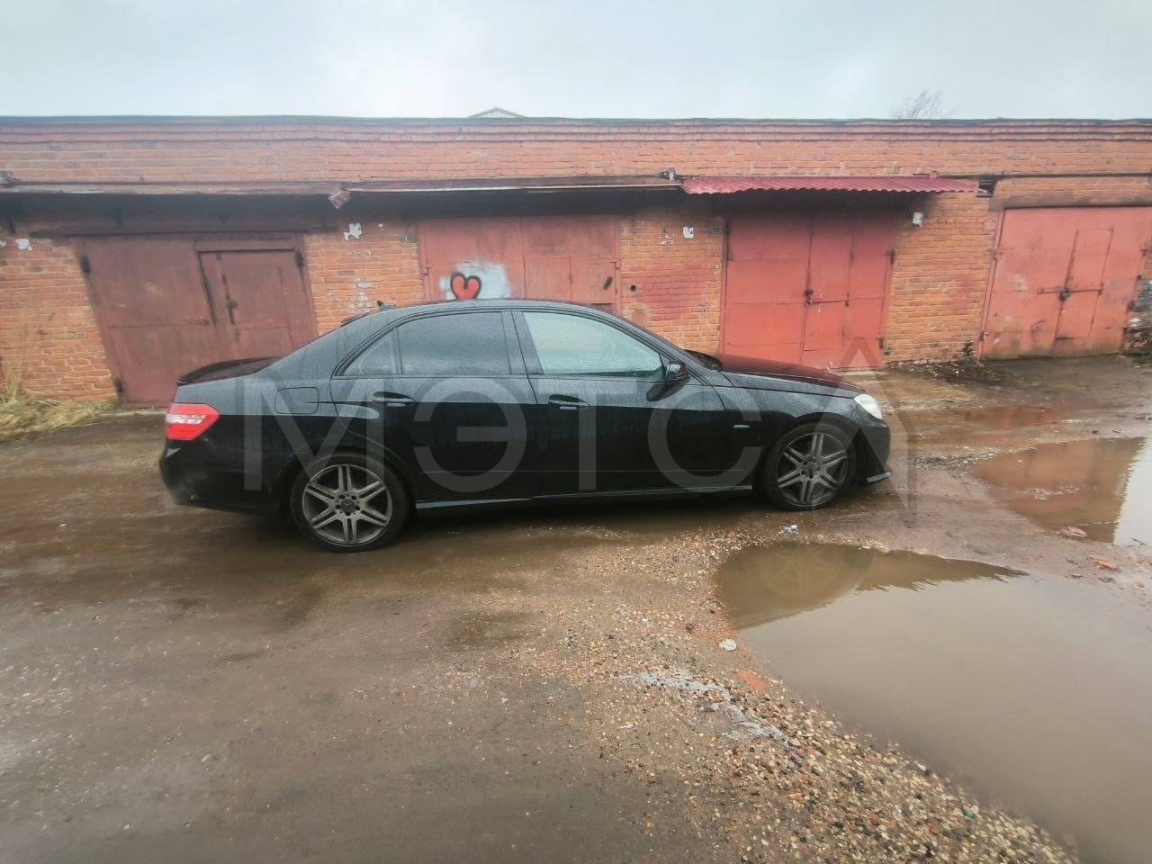 Mercedes-Benz E-Класс, 2010 года, 184 лс, 216000 км, АКПП - Изображение 1