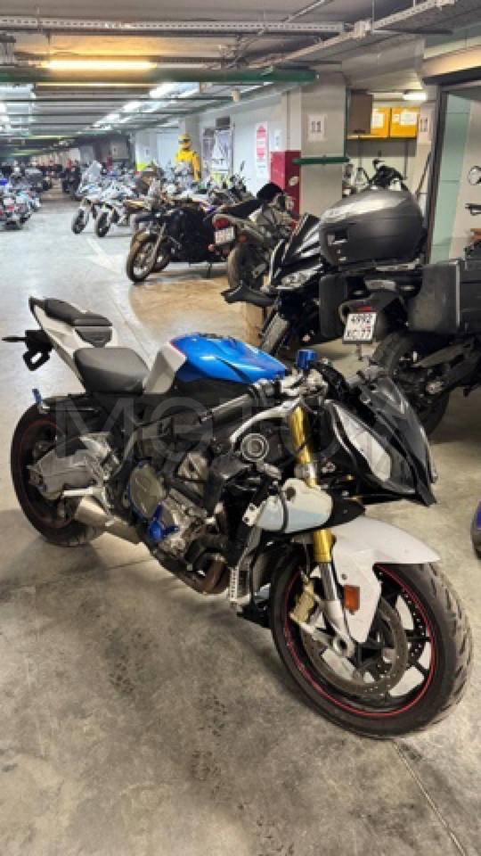BMWS1000RR, 2018 года - Изображение 1