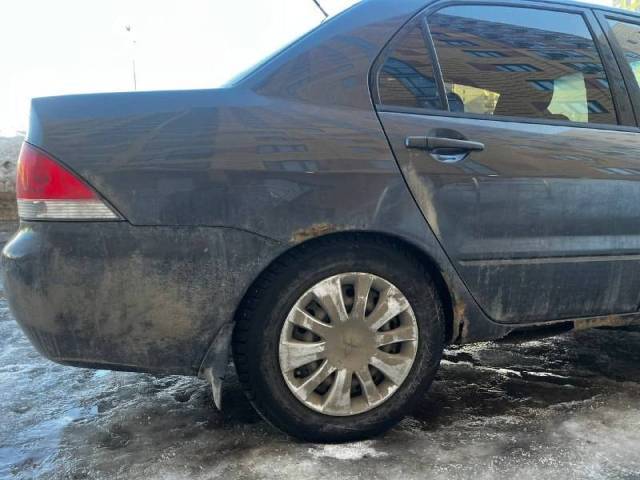 Mitsubishi Lancer, 2004 года, 98 лс, 495000 км - Изображение 4