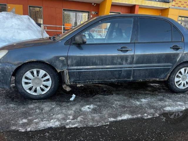 Mitsubishi Lancer, 2004 года, 98 лс, 495000 км - Изображение 2