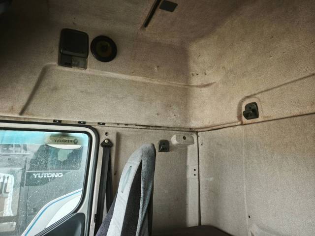 Грузовой автомобиль РЕНО ПРЕМИУМ 420, 2002 года, Полуприцеп с бортовой платформой FREUEHAUF T34C1RP, 1991 года - Изображение 16
