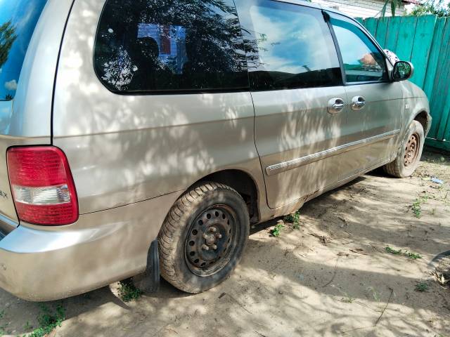 Kia Carnival, 2004 года, 144 лс, 209100 км - Изображение 4