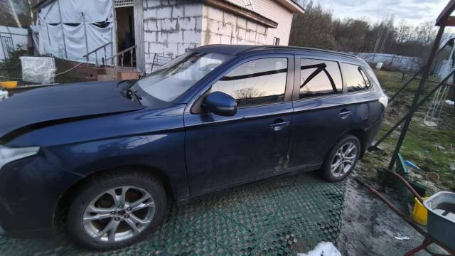 Mitsubishi Outlander, 2013 года, 146 лс, 200000 км, АКПП - Изображение 3