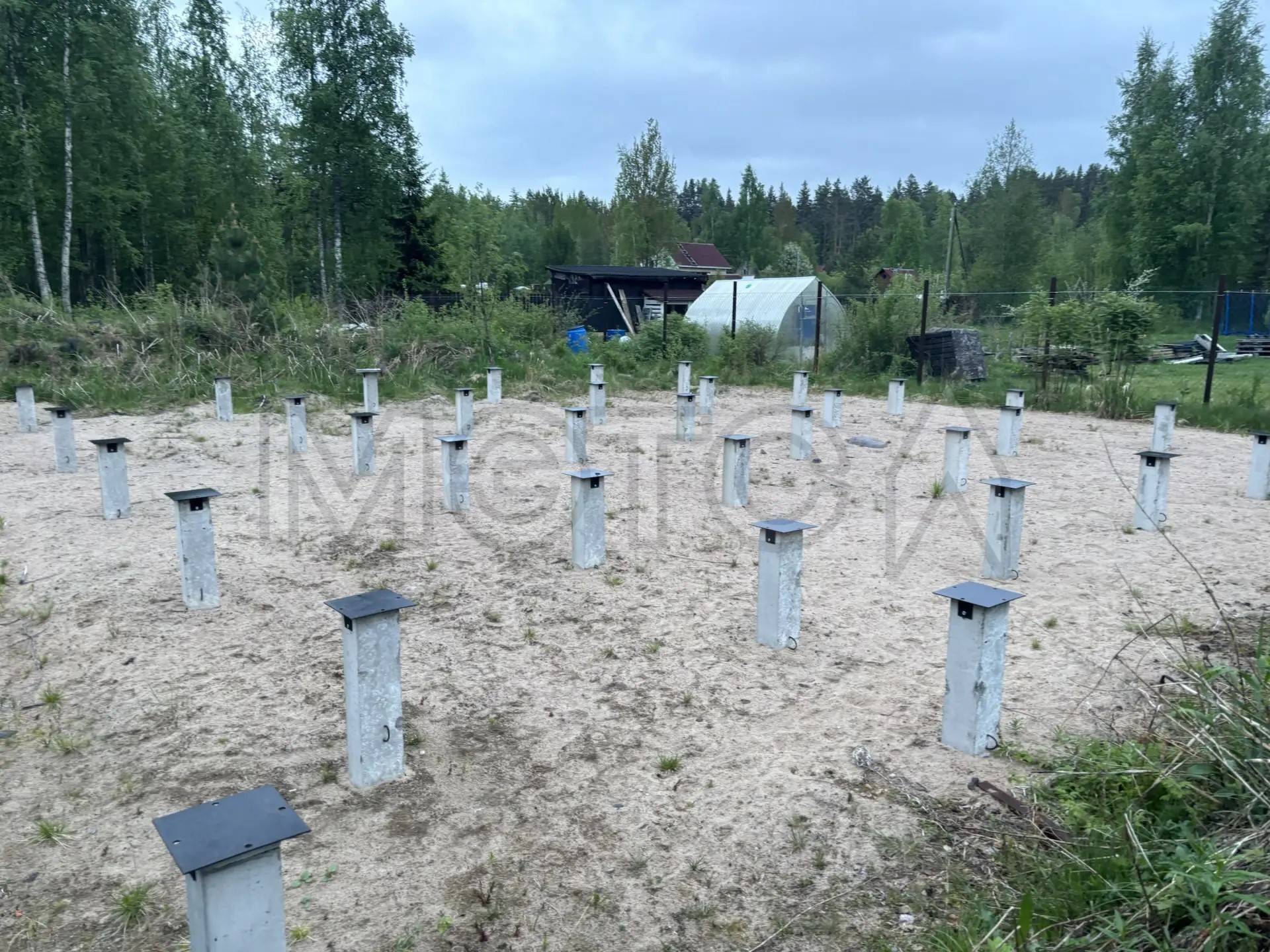Земельный участок в Ленинградской обл., 1200 кв.м. - Изображение 1
