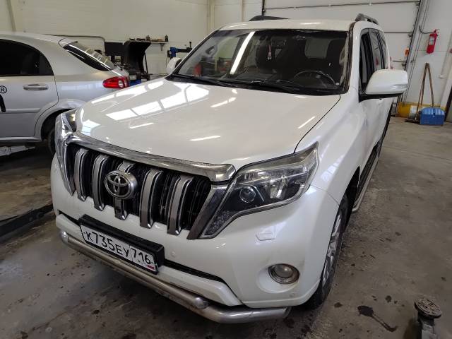 Toyota Land Cruiser, 2017 года, 131 лс, 239693 км, полный привод, АКПП - Изображение 4