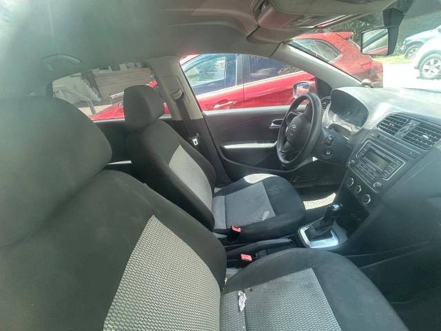 Volkswagen Polo, 2011 года, 105 лс, 200000 км, АКПП - Изображение 6