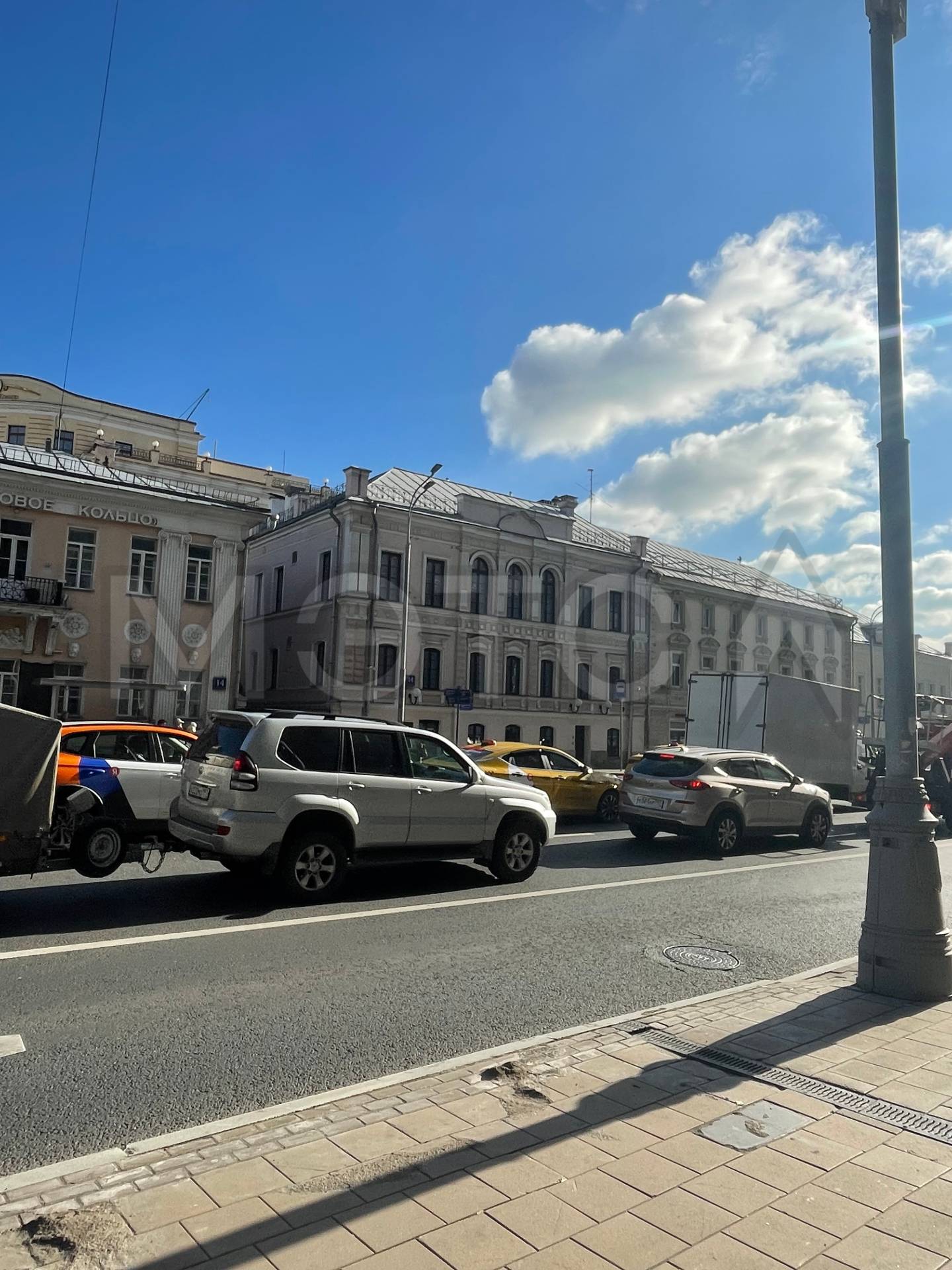 Здание 791 кв.м. и земельный участок 300 кв.м. в Москве - Изображение 1