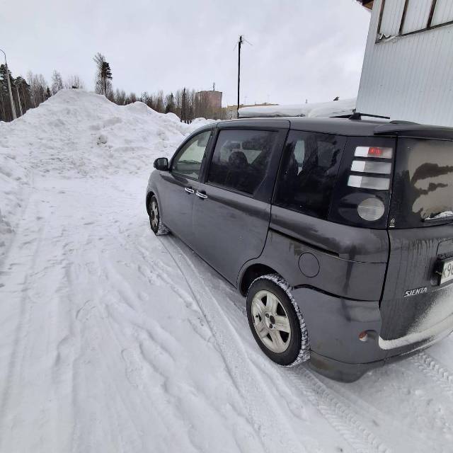 Toyota Sienta, 2008 года, 110 лс, 200000 км, АКПП - Изображение 4
