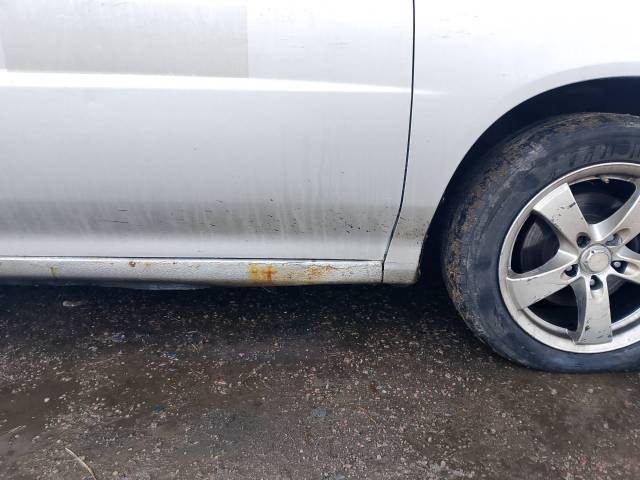 Nissan Liberty, 2001 года, 147 лс, АКПП - Изображение 11
