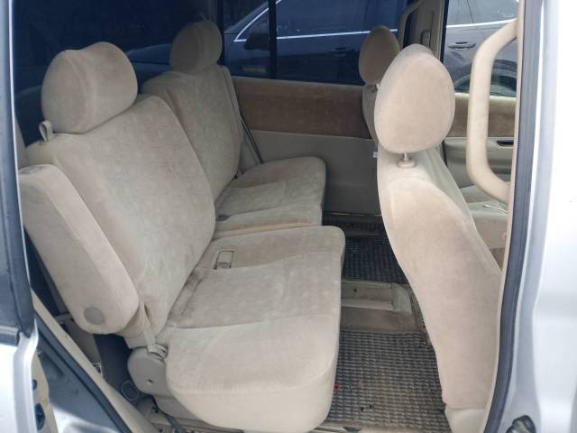 Nissan Liberty, 2001 года, 147 лс, АКПП - Изображение 4