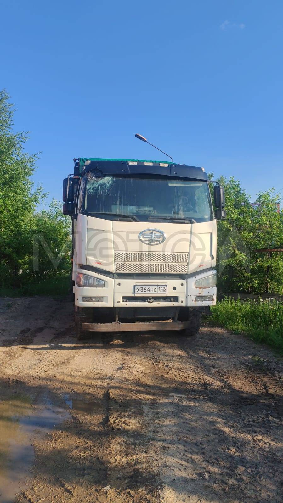 Грузовой-самосвал FAW J6, 2021 года - Изображение 1