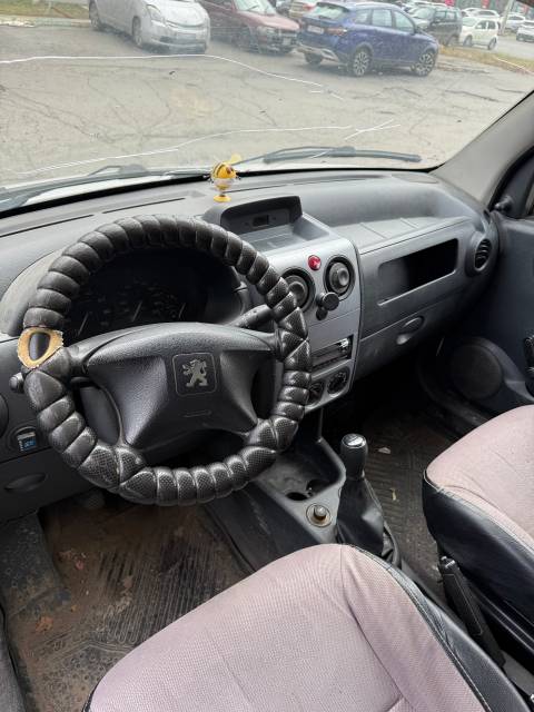 Peugeot Partner, 2010 года, 75 лс - Изображение 7