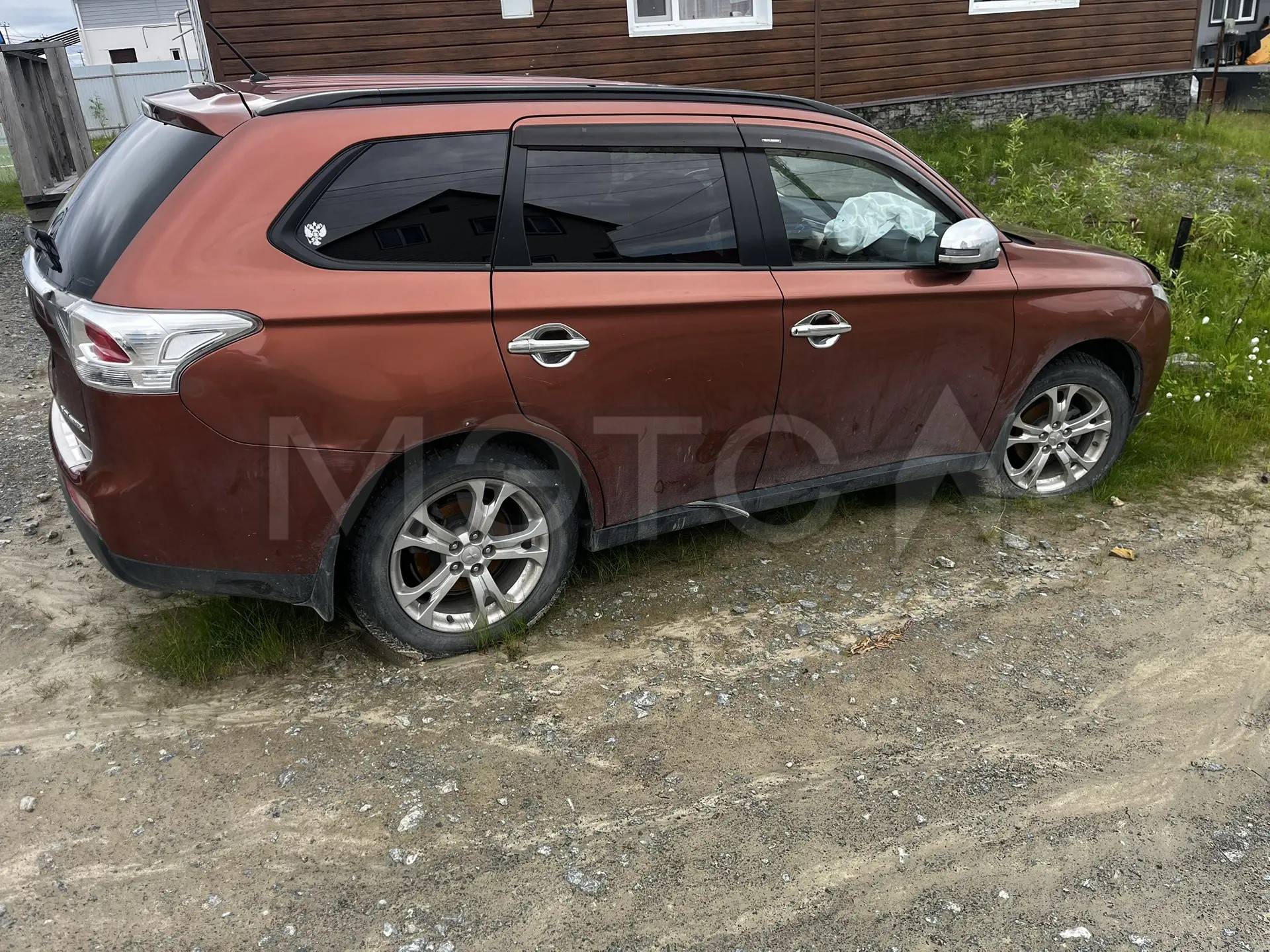 Mitsubishi Outlander, 2012 года, 146 лс, 250000 км, АКПП - Изображение 1