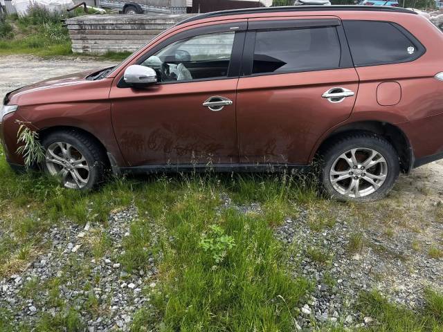 Mitsubishi Outlander, 2012 года, 146 лс, 250000 км, АКПП - Изображение 4