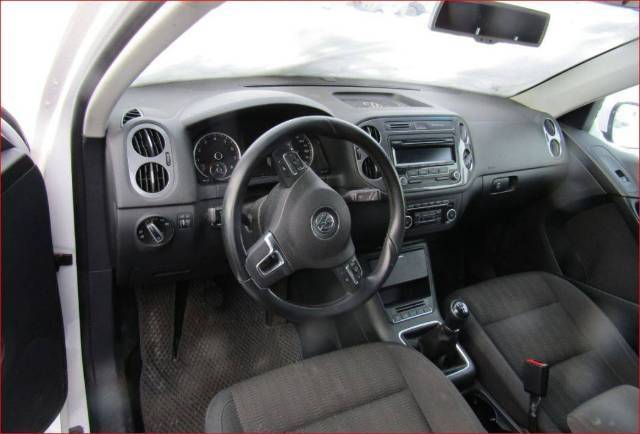 Volkswagen Tiguan, 2012 года, 122 лс - Изображение 8