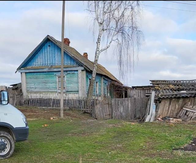 Дом 54 кв.м. и земельный участок 4300 кв.м. в Брянской обл. - Изображение 1