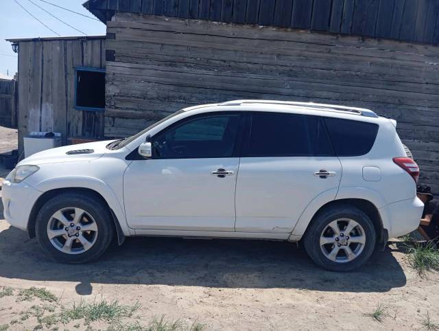 Toyota RAV4, 2011 года, 158 лс - Изображение 1