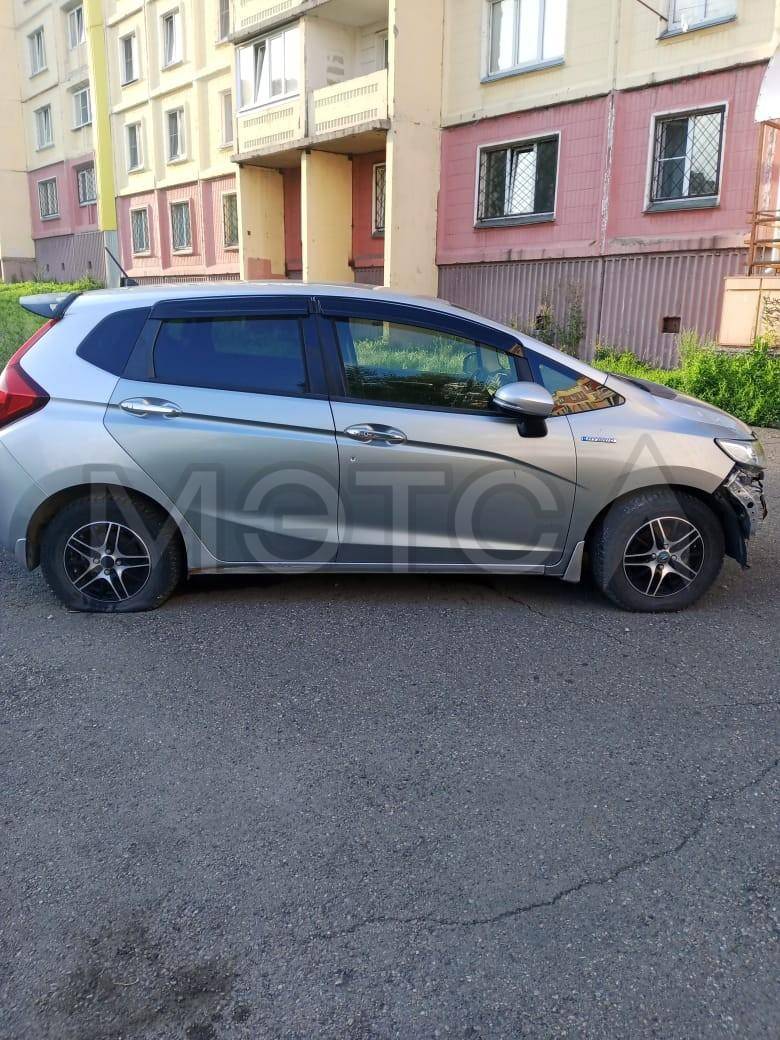 Honda Fit, 2017 года, 100 лс, 117558 км, АКПП - Изображение 1