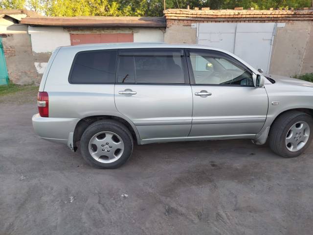 Toyota Kluger, 2003 года, 160 лс - Изображение 3