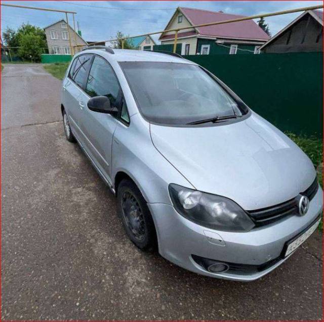 Volkswagen Polo, 2012 года, 122 лс, 212065 км - Изображение 1