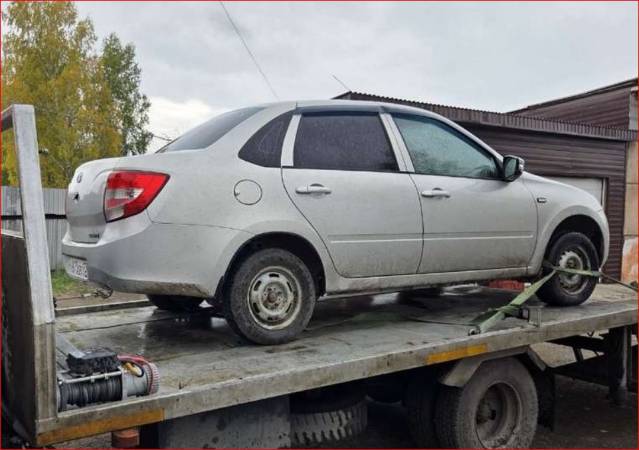 Lada Granta, 2013 года, 87 лс - Изображение 4