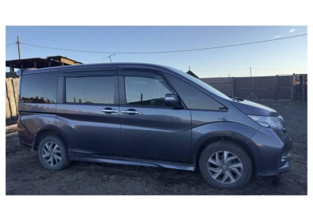 Honda Stepwgn, 2016 года, 110,3 лс, 320428 км, АКПП - Изображение 1