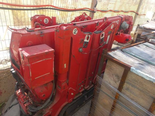 Кран-манипулятор гусеничный UNIC  URW295C1GM (Furukawa), 2012 года. - Изображение 2