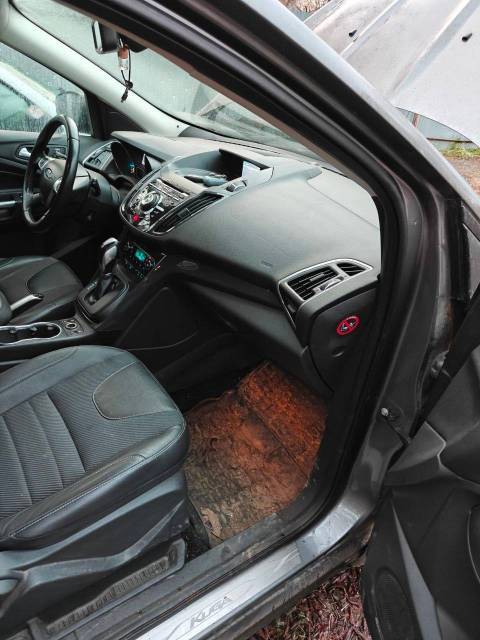 Ford Kuga, 2013 года, 182,2 лс, 172200 км, полный привод, АКПП - Изображение 11