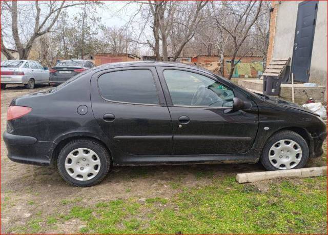 Peugeot 206, 2008 года, 75 лс - Изображение 3