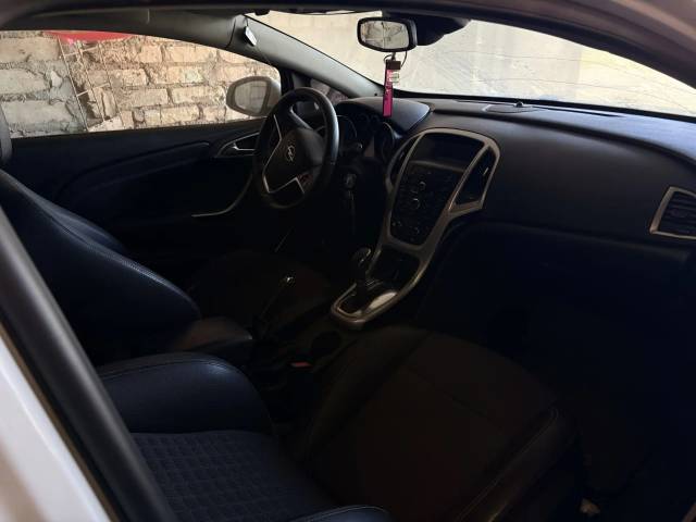 Opel Astra, 2012 года, 140 лс, 282456 км, АКПП - Изображение 9
