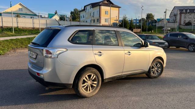 Mitsubishi Outlander, 2012 года, 146 лс - Изображение 10