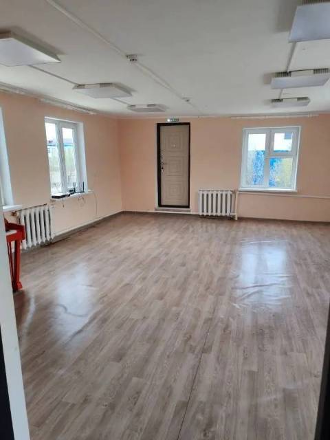 Здание 153,9 кв.м. и земельный участок 597 кв.м. в Якутии, п. Алмазный - Изображение 2