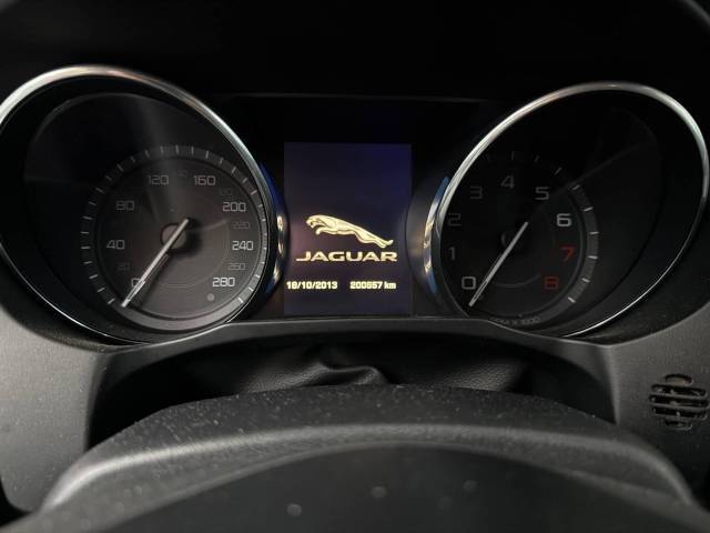 Jaguar XE, 2015 года, 199,9 лс, 200 657 км, АКПП - Изображение 4