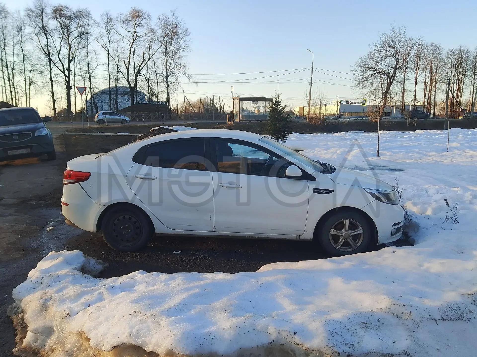 Kia Rio, 2015 года, 123 лс, 200000 км - Изображение 1