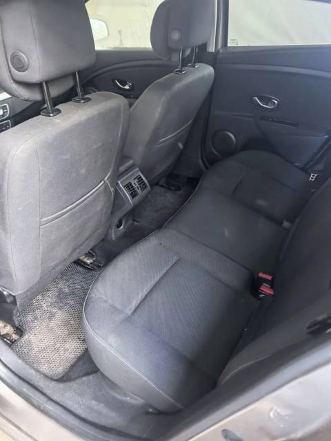 Renault Megane, 2011 года, 138 лс, 125291 км - Изображение 9