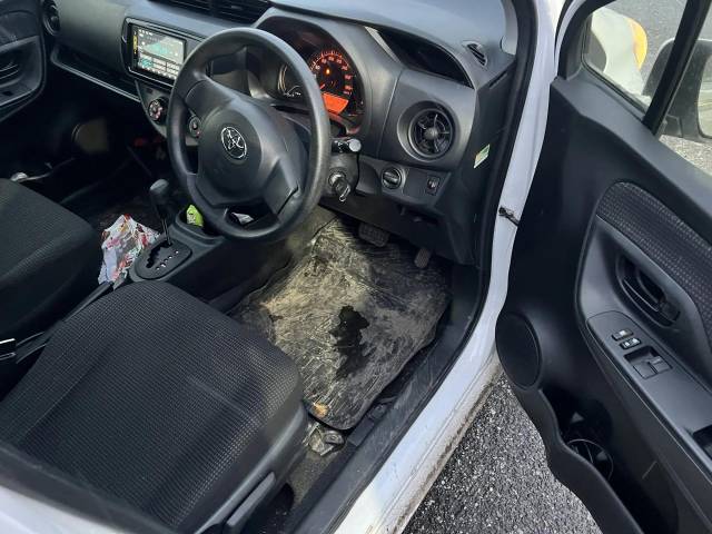 Toyota Vitz, 2018 года, 69 лс, 43127 км, АКПП - Изображение 9